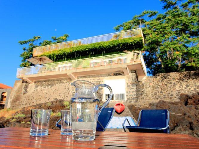 Cozy Holiday Home In Pozzillo With Terrace Acireale Ngoại thất bức ảnh